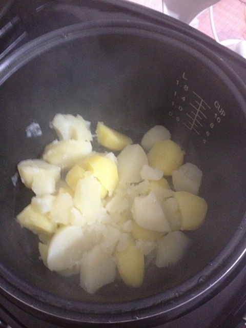 Картофельное пюре в мультиварке Redmond