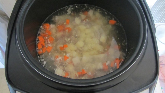 Суп из свинины - Рецепт для мультиварки Redmond | приготовление в мультиварке